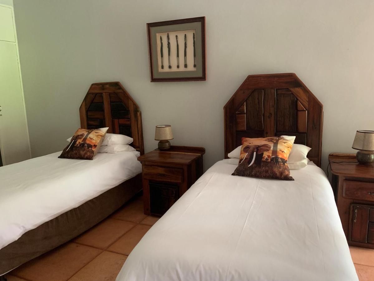 ת'אבזימבי Kransberg Country Lodge Guest Farm מראה חיצוני תמונה