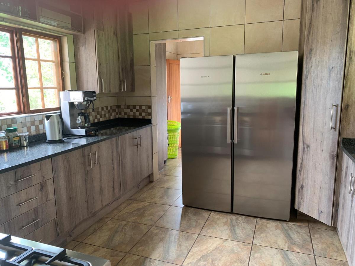 ת'אבזימבי Kransberg Country Lodge Guest Farm מראה חיצוני תמונה
