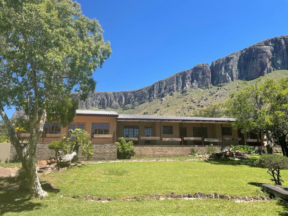 ת'אבזימבי Kransberg Country Lodge Guest Farm מראה חיצוני תמונה